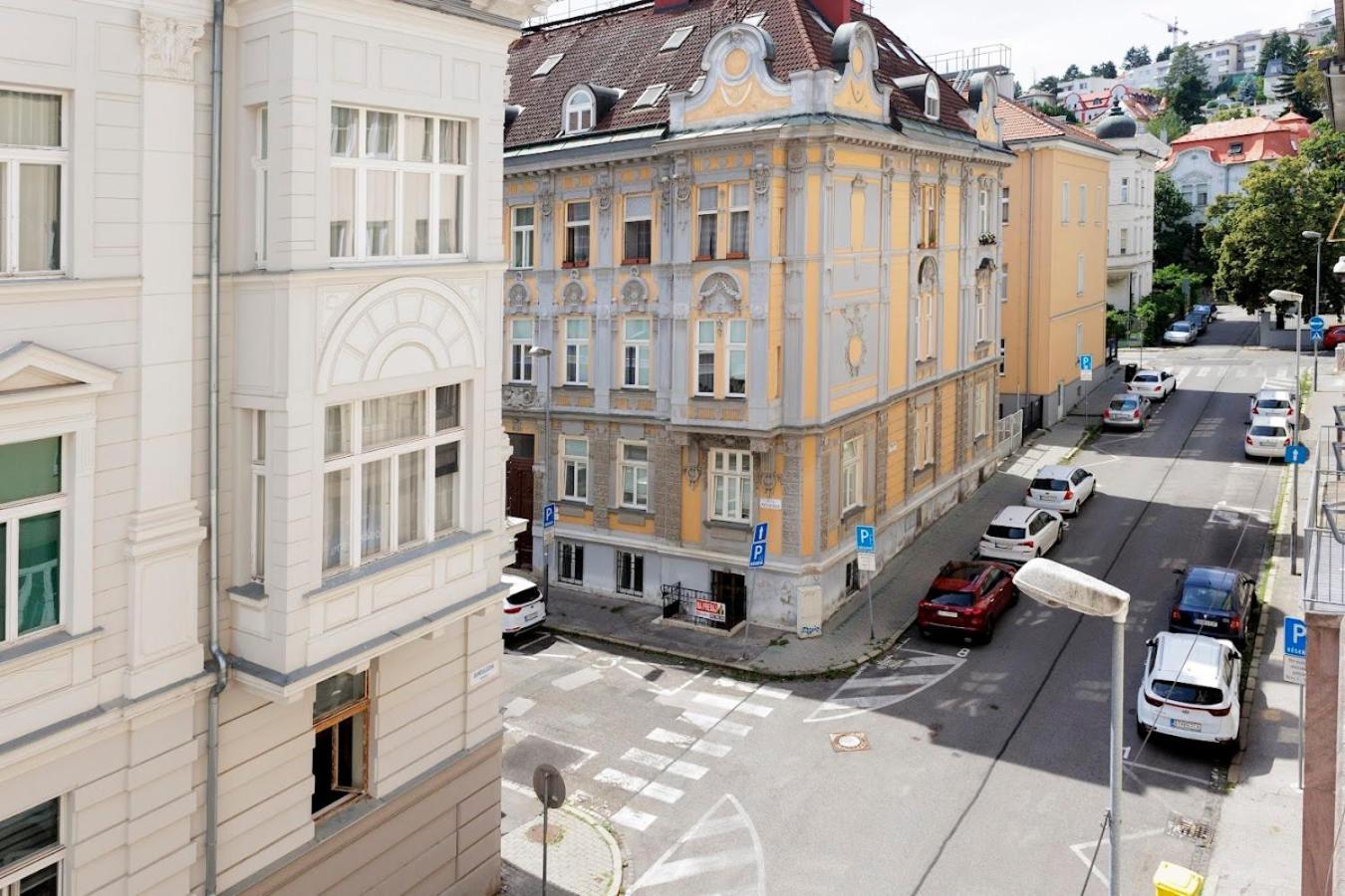Diamond Residence In Old Town With Free Parking Bratislava Ngoại thất bức ảnh