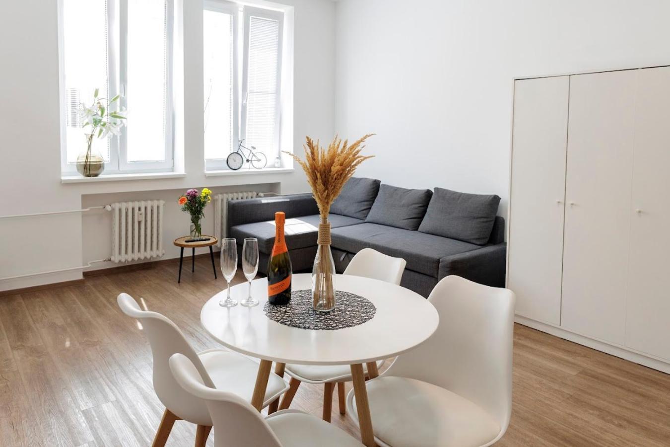 Diamond Residence In Old Town With Free Parking Bratislava Ngoại thất bức ảnh